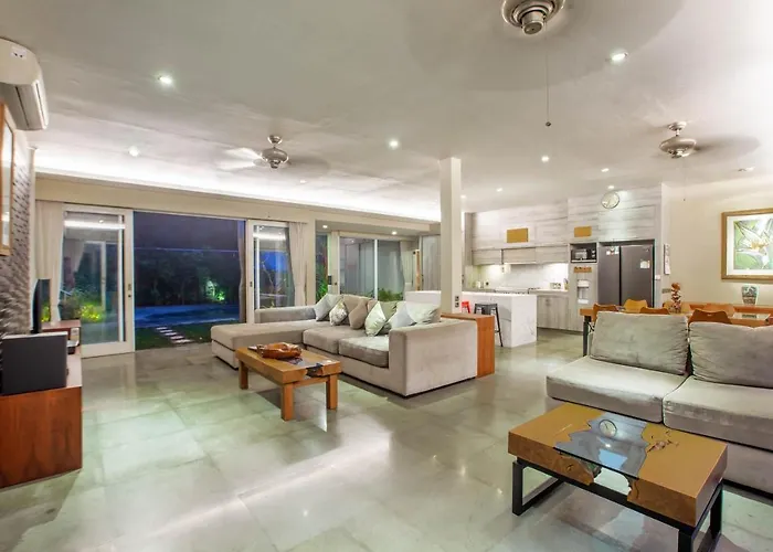 Luxury 3br Kahuripan Villa *